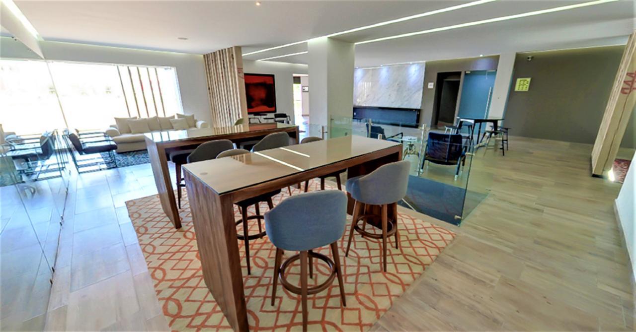 Nehotel Nueva Estancia ليون المظهر الخارجي الصورة