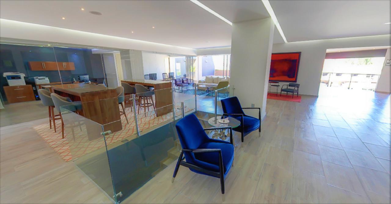 Nehotel Nueva Estancia ليون المظهر الخارجي الصورة